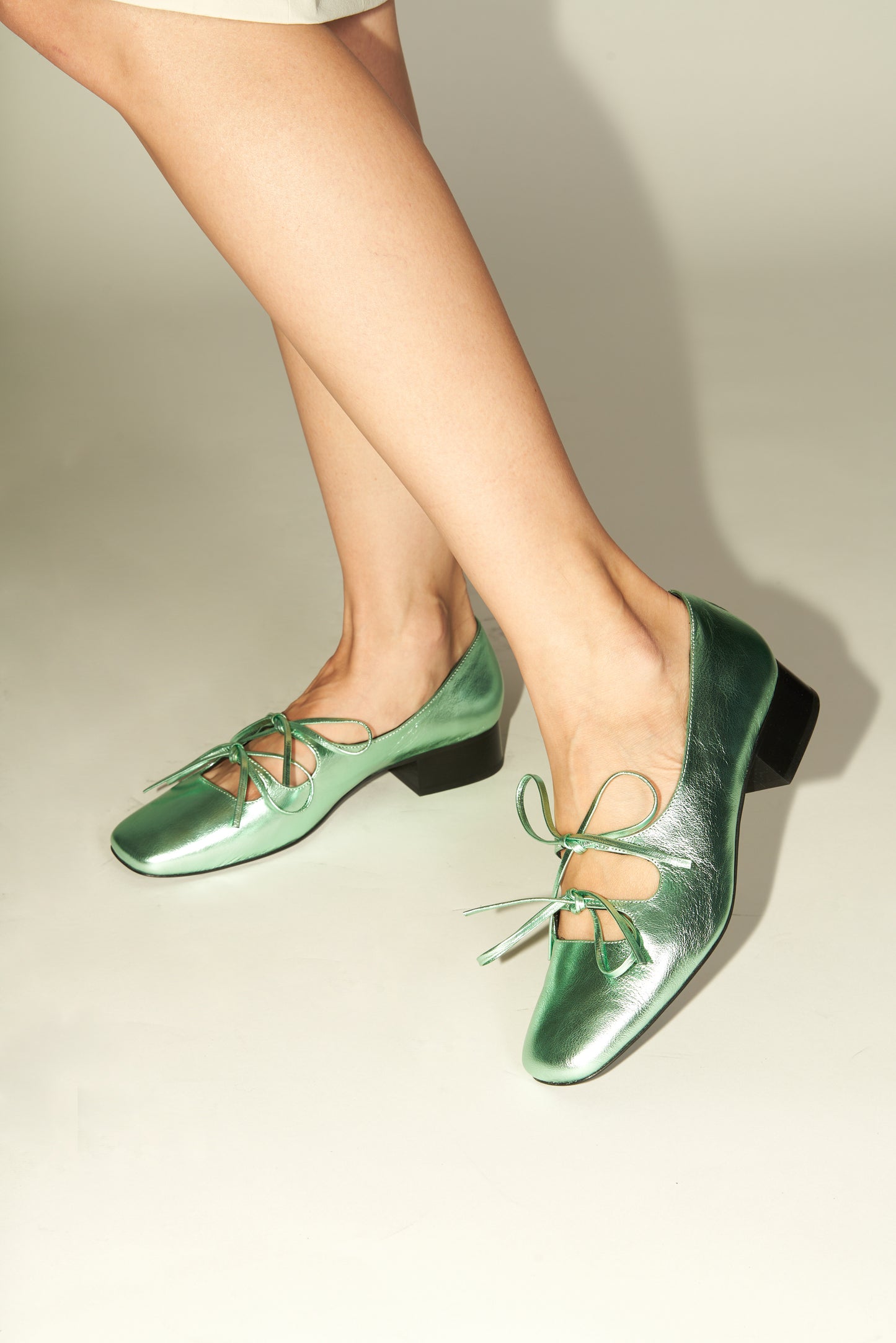 Nicole Saldana Isabel Green Metallic