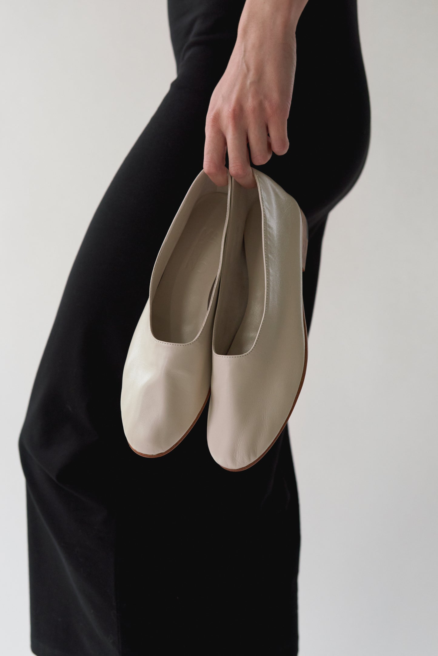 Martiniano Glove Shoe Porcelain