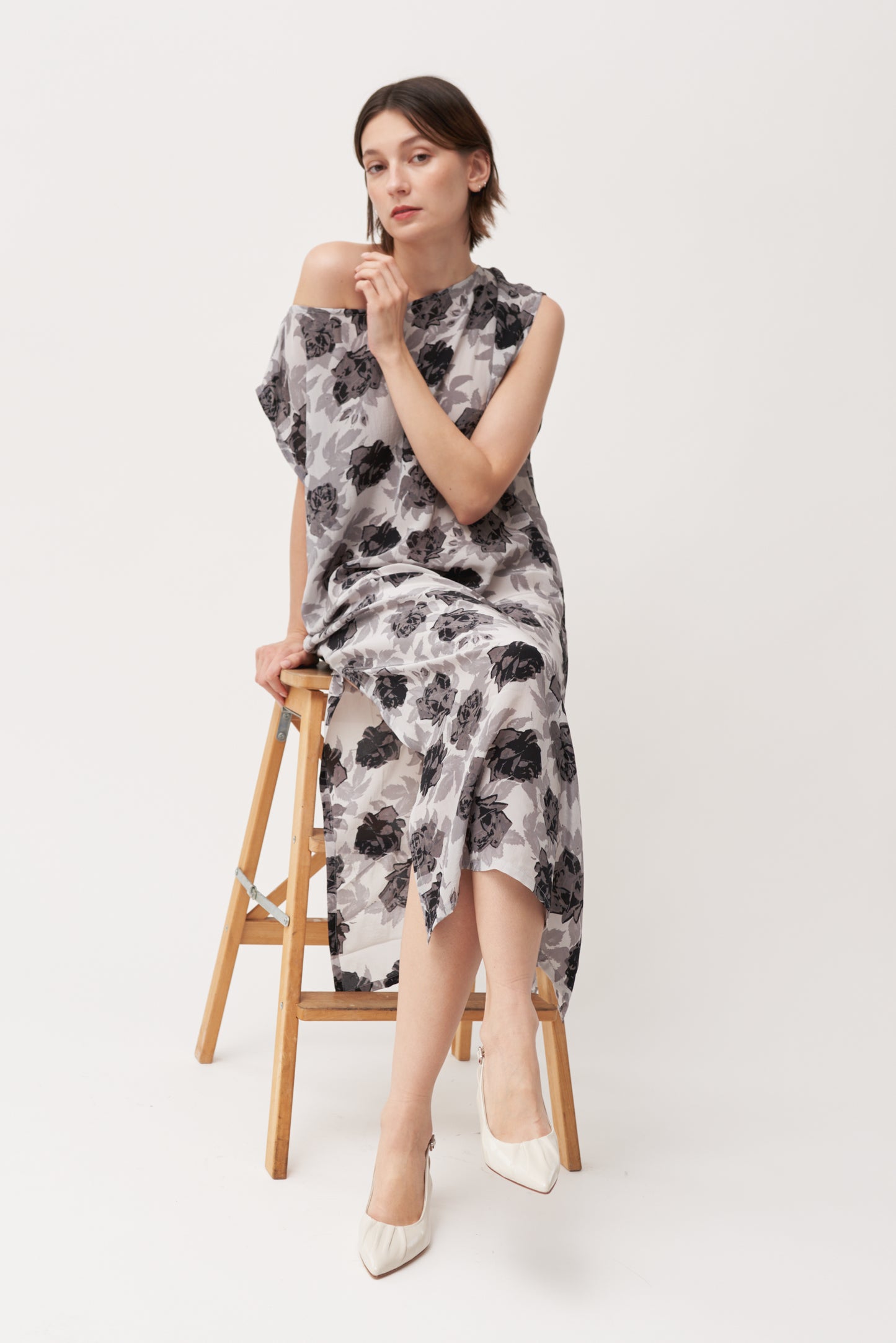 Halmanera Pointed Gathered Slingbacks
