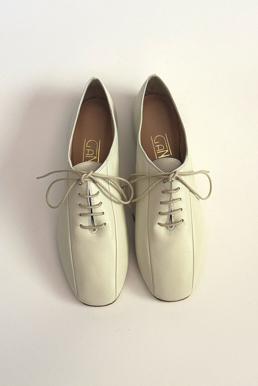 Gan Bowler Off White