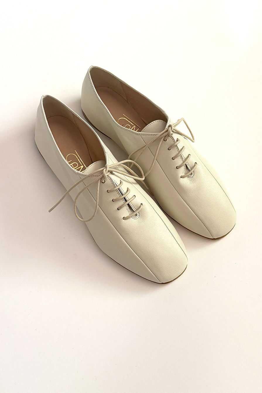 Gan Bowler Off White