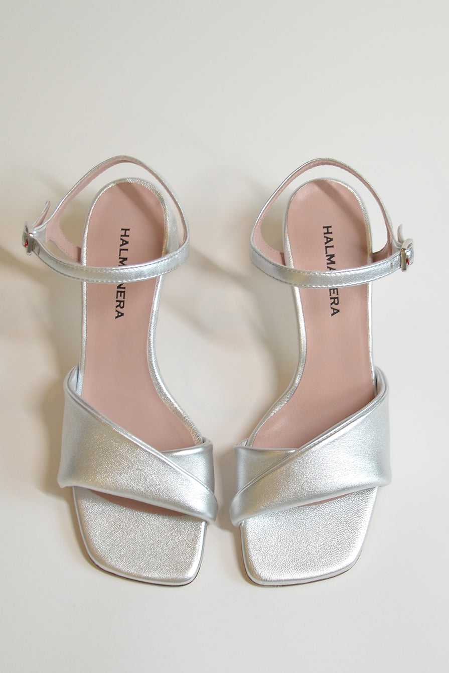 Halmanera Curve Sandal