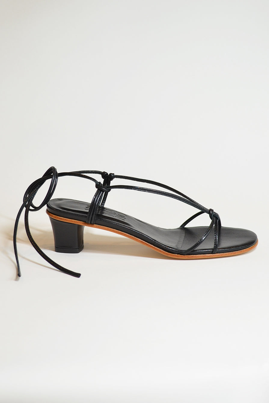 Martiniano Spaghetti Sandal Black